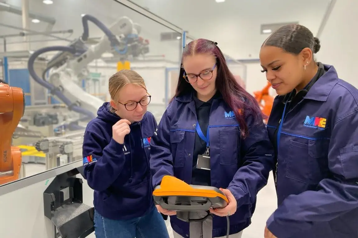 Sample Training Module Apprentice Apprentice stories | Make UK